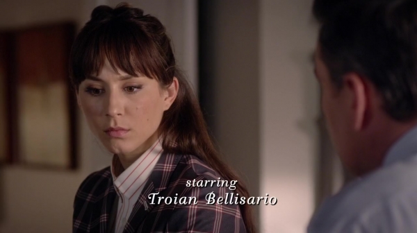 Pretty_Little_Liars_S06E18_Burn_This_720p_WEB-DL_DD5_1_H_264-NTb_0209.jpg