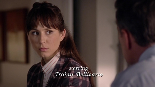 Pretty_Little_Liars_S06E18_Burn_This_720p_WEB-DL_DD5_1_H_264-NTb_0210.jpg