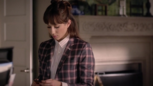 Pretty_Little_Liars_S06E18_Burn_This_720p_WEB-DL_DD5_1_H_264-NTb_0236.jpg