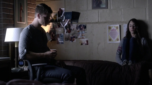 Pretty_Little_Liars_S06E18_Burn_This_720p_WEB-DL_DD5_1_H_264-NTb_0286.jpg