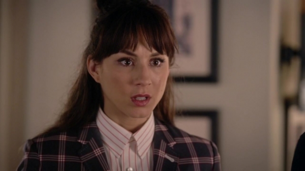 Pretty_Little_Liars_S06E18_Burn_This_720p_WEB-DL_DD5_1_H_264-NTb_0660.jpg