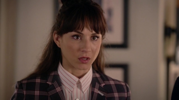 Pretty_Little_Liars_S06E18_Burn_This_720p_WEB-DL_DD5_1_H_264-NTb_0661.jpg