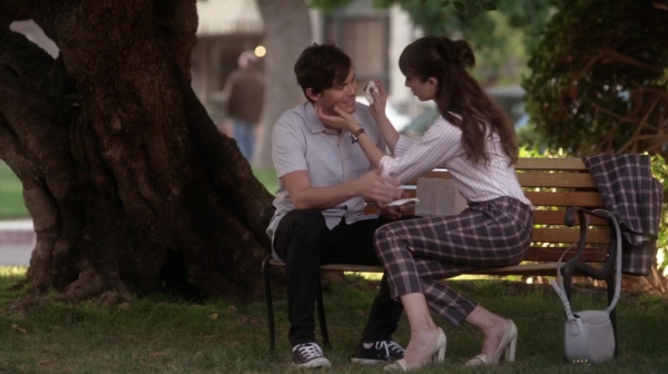 Pretty_Little_Liars_S06E18_Burn_This_720p_WEB-DL_DD5_1_H_264-NTb_0863.jpg