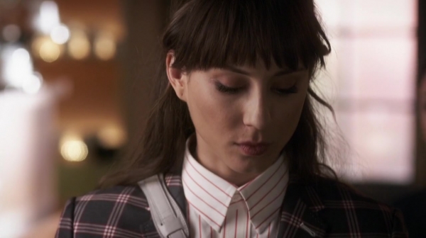Pretty_Little_Liars_S06E18_Burn_This_720p_WEB-DL_DD5_1_H_264-NTb_0942.jpg