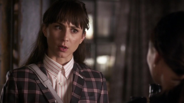 Pretty_Little_Liars_S06E18_Burn_This_720p_WEB-DL_DD5_1_H_264-NTb_0959.jpg