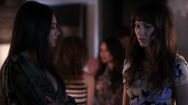 Pretty_Little_Liars_S06E18_Burn_This_720p_WEB-DL_DD5_1_H_264-NTb_1740.jpg