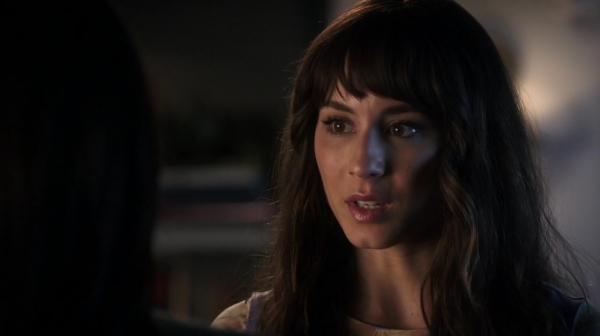 Pretty_Little_Liars_S06E18_Burn_This_720p_WEB-DL_DD5_1_H_264-NTb_1747.jpg