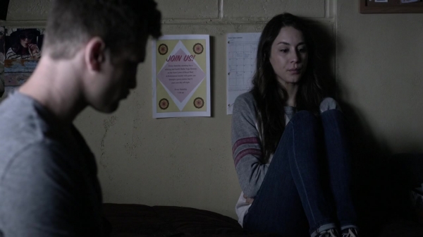 Pretty_Little_Liars_S06E18_Burn_This_720p_WEB-DL_DD5_1_H_264-NTb_1847.jpg