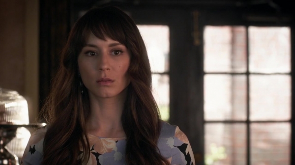 Pretty_Little_Liars_S06E18_Burn_This_720p_WEB-DL_DD5_1_H_264-NTb_1989.jpg