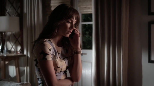 Pretty_Little_Liars_S06E18_Burn_This_720p_WEB-DL_DD5_1_H_264-NTb_2411.jpg