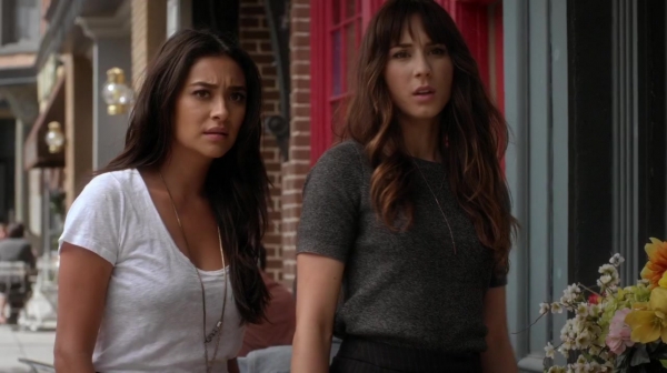 Pretty_Little_Liars_S06E19_Did_You_Miss_Me_720p_WEB-DL_DD5_1_H_264-NTb_0922.jpg