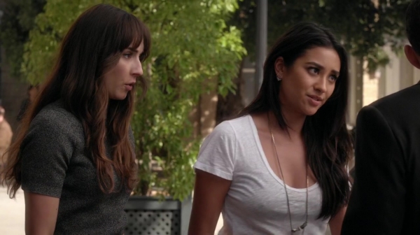 Pretty_Little_Liars_S06E19_Did_You_Miss_Me_720p_WEB-DL_DD5_1_H_264-NTb_0955.jpg