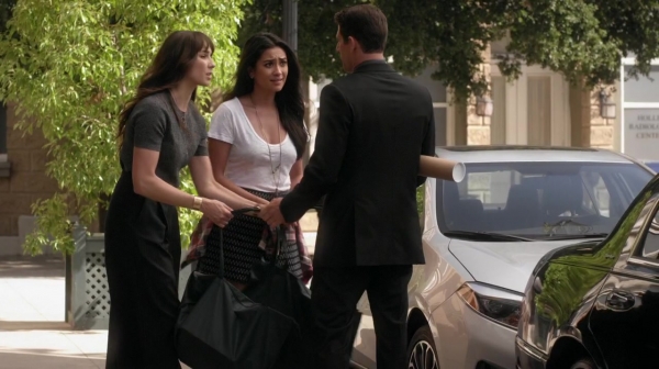 Pretty_Little_Liars_S06E19_Did_You_Miss_Me_720p_WEB-DL_DD5_1_H_264-NTb_0958.jpg