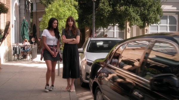 Pretty_Little_Liars_S06E19_Did_You_Miss_Me_720p_WEB-DL_DD5_1_H_264-NTb_1002.jpg