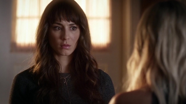 Pretty_Little_Liars_S06E19_Did_You_Miss_Me_720p_WEB-DL_DD5_1_H_264-NTb_1354.jpg