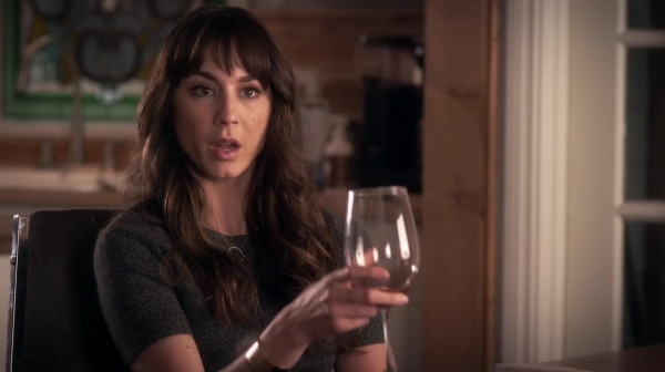 Pretty_Little_Liars_S06E19_Did_You_Miss_Me_720p_WEB-DL_DD5_1_H_264-NTb_1510.jpg