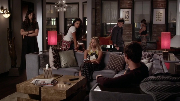 Pretty_Little_Liars_S06E20_Hush_Hush_Sweet_Little_Liars_720p_WEB-DL_DD5_1_H_264-NTb_0059.jpg