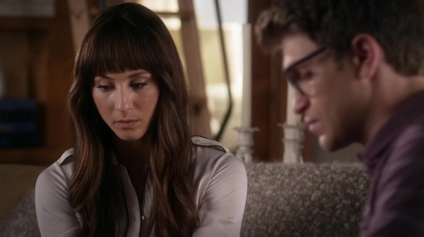 Pretty_Little_Liars_S06E20_Hush_Hush_Sweet_Little_Liars_720p_WEB-DL_DD5_1_H_264-NTb_0319.jpg