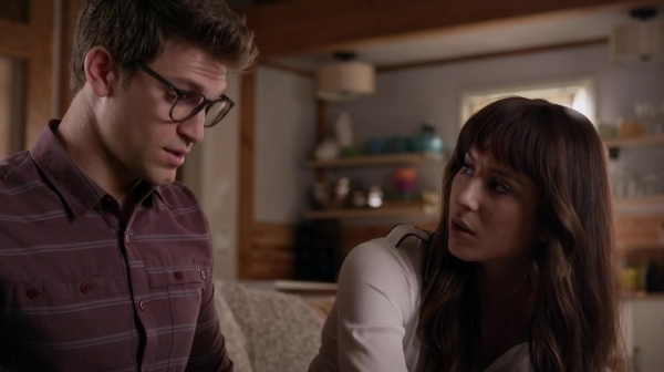 Pretty_Little_Liars_S06E20_Hush_Hush_Sweet_Little_Liars_720p_WEB-DL_DD5_1_H_264-NTb_0393.jpg