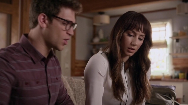 Pretty_Little_Liars_S06E20_Hush_Hush_Sweet_Little_Liars_720p_WEB-DL_DD5_1_H_264-NTb_0427.jpg