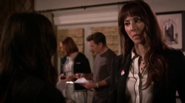 Pretty_Little_Liars_S06E20_Hush_Hush_Sweet_Little_Liars_720p_WEB-DL_DD5_1_H_264-NTb_0781.jpg