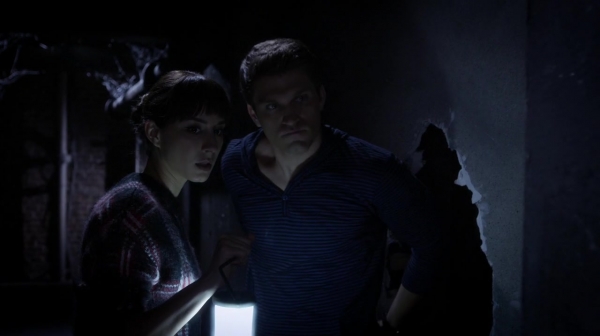 Pretty_Little_Liars_S06E20_Hush_Hush_Sweet_Little_Liars_720p_WEB-DL_DD5_1_H_264-NTb_2004.jpg