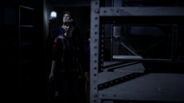 Pretty_Little_Liars_S06E20_Hush_Hush_Sweet_Little_Liars_720p_WEB-DL_DD5_1_H_264-NTb_2037.jpg