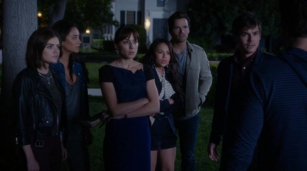 Pretty_Little_Liars_S07E01_WEB-DL_720p_DUAL_WWW_COMANDOTORRENTS_COM_0186.jpg