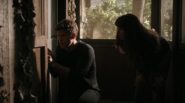 Pretty_Little_Liars_S07E01_WEB-DL_720p_DUAL_WWW_COMANDOTORRENTS_COM_0588.jpg