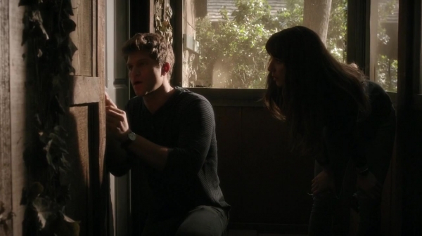 Pretty_Little_Liars_S07E01_WEB-DL_720p_DUAL_WWW_COMANDOTORRENTS_COM_0589.jpg