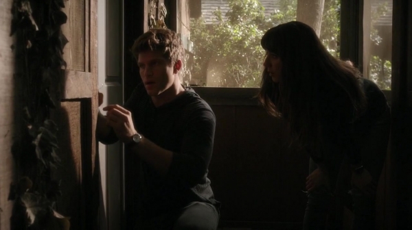 Pretty_Little_Liars_S07E01_WEB-DL_720p_DUAL_WWW_COMANDOTORRENTS_COM_0590.jpg