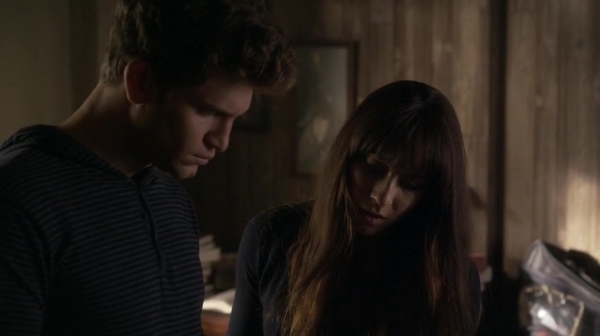Pretty_Little_Liars_S07E01_WEB-DL_720p_DUAL_WWW_COMANDOTORRENTS_COM_0744.jpg