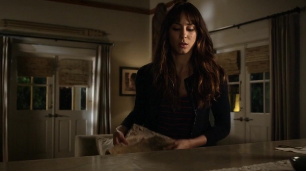 Pretty_Little_Liars_S07E01_WEB-DL_720p_DUAL_WWW_COMANDOTORRENTS_COM_1068.jpg