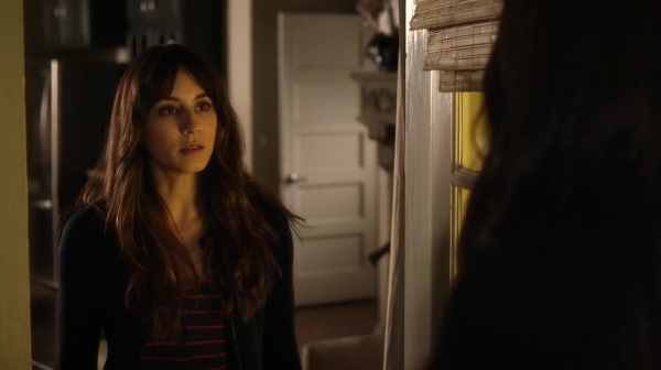 Pretty_Little_Liars_S07E01_WEB-DL_720p_DUAL_WWW_COMANDOTORRENTS_COM_1085.jpg