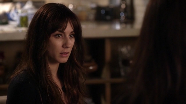 Pretty_Little_Liars_S07E01_WEB-DL_720p_DUAL_WWW_COMANDOTORRENTS_COM_1286.jpg