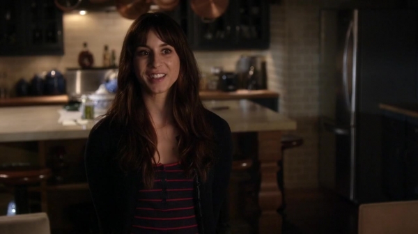 Pretty_Little_Liars_S07E01_WEB-DL_720p_DUAL_WWW_COMANDOTORRENTS_COM_1331.jpg