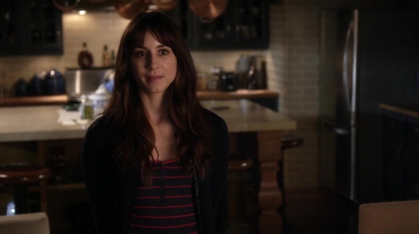 Pretty_Little_Liars_S07E01_WEB-DL_720p_DUAL_WWW_COMANDOTORRENTS_COM_1332.jpg