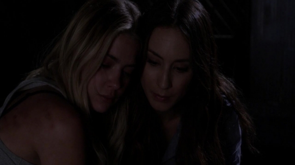 Pretty_Little_Liars_S07E01_WEB-DL_720p_DUAL_WWW_COMANDOTORRENTS_COM_1636.jpg