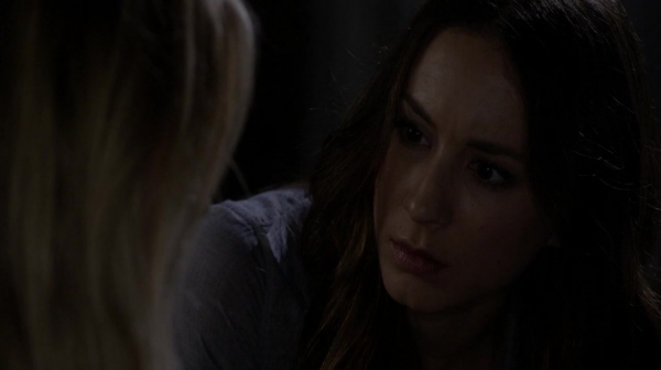 Pretty_Little_Liars_S07E01_WEB-DL_720p_DUAL_WWW_COMANDOTORRENTS_COM_1657.jpg
