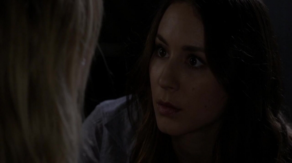 Pretty_Little_Liars_S07E01_WEB-DL_720p_DUAL_WWW_COMANDOTORRENTS_COM_1685.jpg