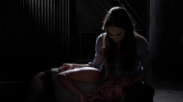 Pretty_Little_Liars_S07E01_WEB-DL_720p_DUAL_WWW_COMANDOTORRENTS_COM_1705.jpg