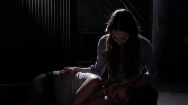 Pretty_Little_Liars_S07E01_WEB-DL_720p_DUAL_WWW_COMANDOTORRENTS_COM_1706.jpg