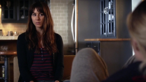 Pretty_Little_Liars_S07E02_WEB-DL_720p_DUAL_WWW_COMANDOTORRENTS_COM_0165.jpg
