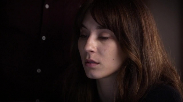 Pretty_Little_Liars_S07E02_WEB-DL_720p_DUAL_WWW_COMANDOTORRENTS_COM_0480.jpg