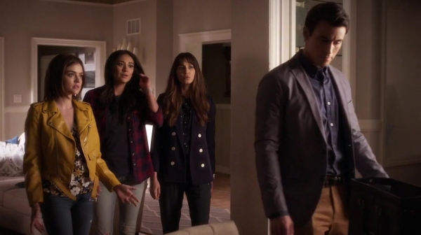 Pretty_Little_Liars_S07E02_WEB-DL_720p_DUAL_WWW_COMANDOTORRENTS_COM_1021.jpg