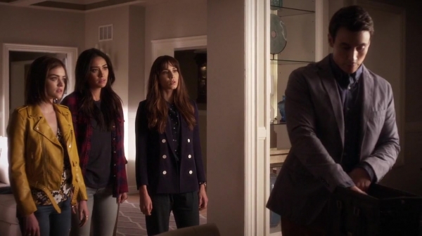 Pretty_Little_Liars_S07E02_WEB-DL_720p_DUAL_WWW_COMANDOTORRENTS_COM_1024.jpg