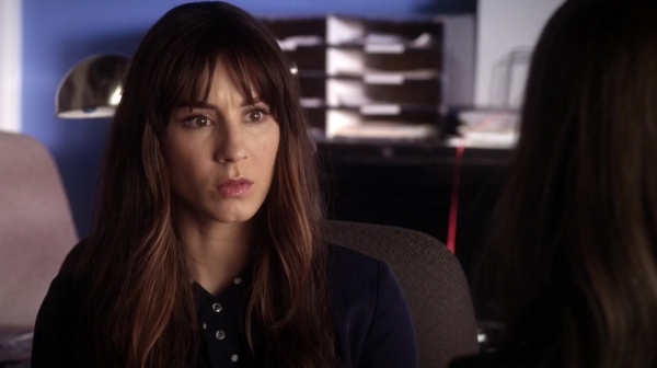Pretty_Little_Liars_S07E02_WEB-DL_720p_DUAL_WWW_COMANDOTORRENTS_COM_1637.jpg