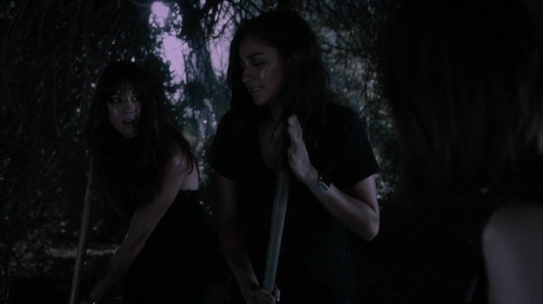 Pretty_Little_Liars_S07E04_WEB-DL_720p_DUAL_WWW_COMANDOTORRENTS_COM_0169.jpg