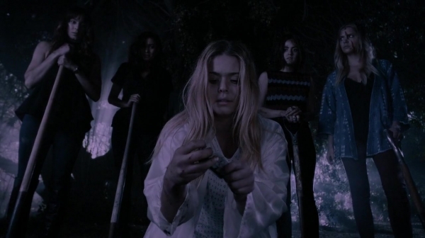 Pretty_Little_Liars_S07E04_WEB-DL_720p_DUAL_WWW_COMANDOTORRENTS_COM_0212.jpg