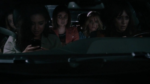 Pretty_Little_Liars_S07E04_WEB-DL_720p_DUAL_WWW_COMANDOTORRENTS_COM_0238.jpg